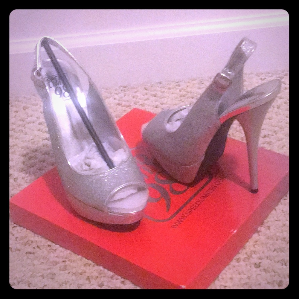 Size 6 Silver Glitter pumps BRAND NEW